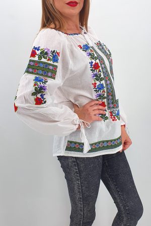 Ie Traditionala Ianina 4