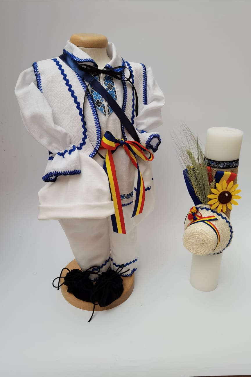 Set Traditional Botez - Costumas baiat Lumanare baiat  3