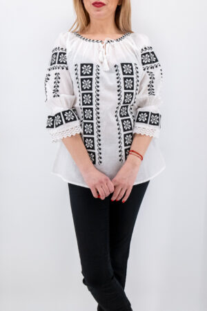 Ie Traditionala Oana