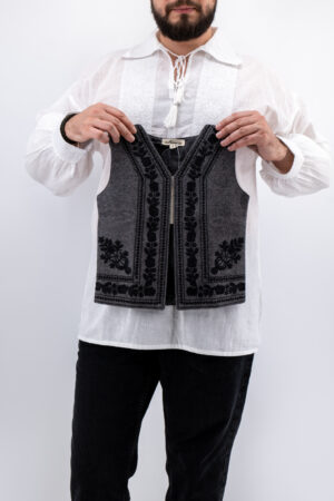 Vesta traditionala universala copii 6