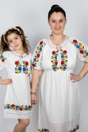 Rochie Traditionala Luminita 6