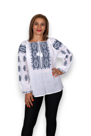 Ie Traditionala Carola 4