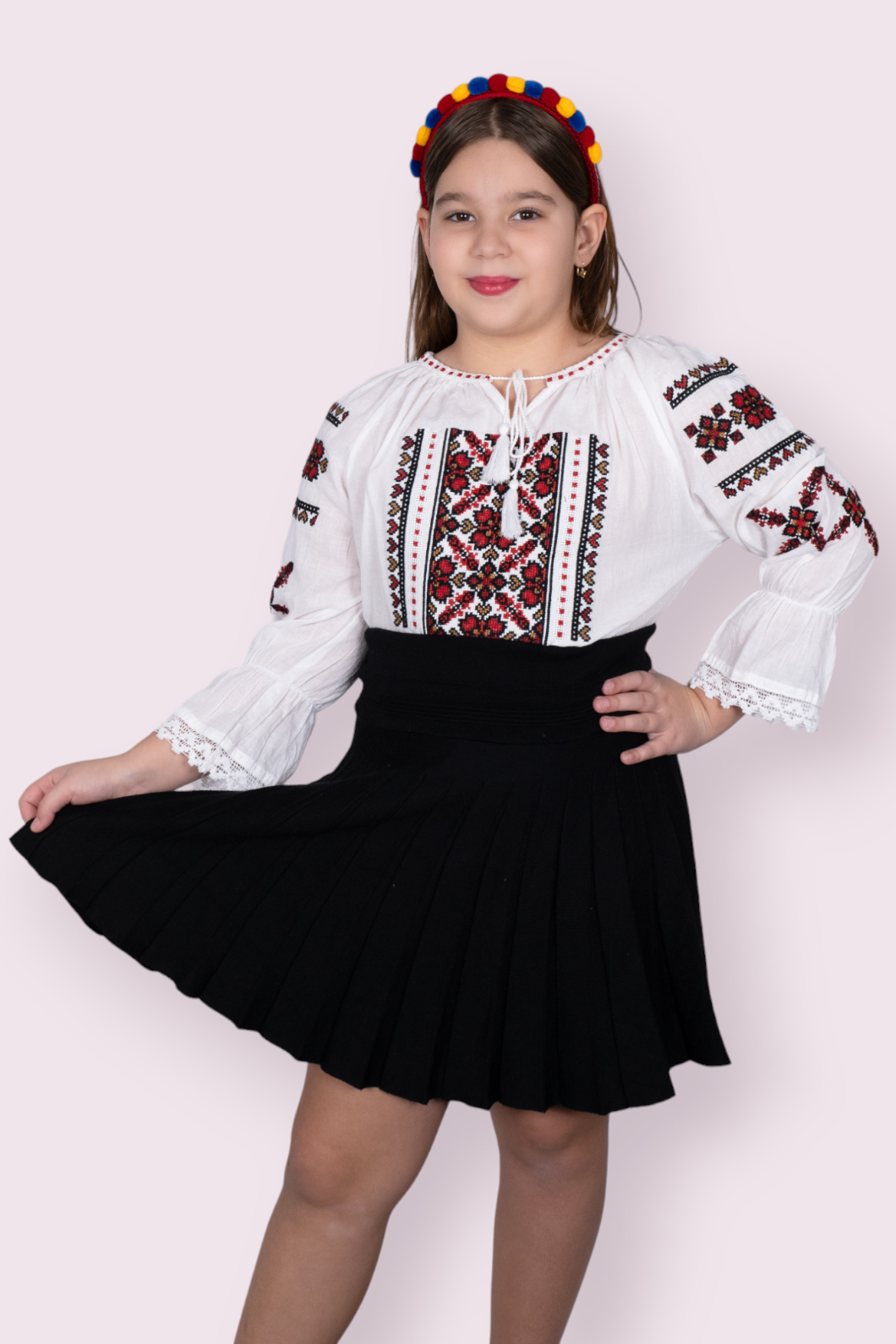 Ie traditionala fetite Melisa 3 Ie traditionala fetite Melisa 3