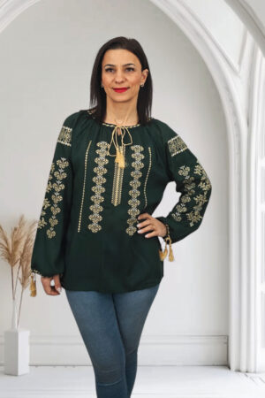 Ie Traditionala Lara 16