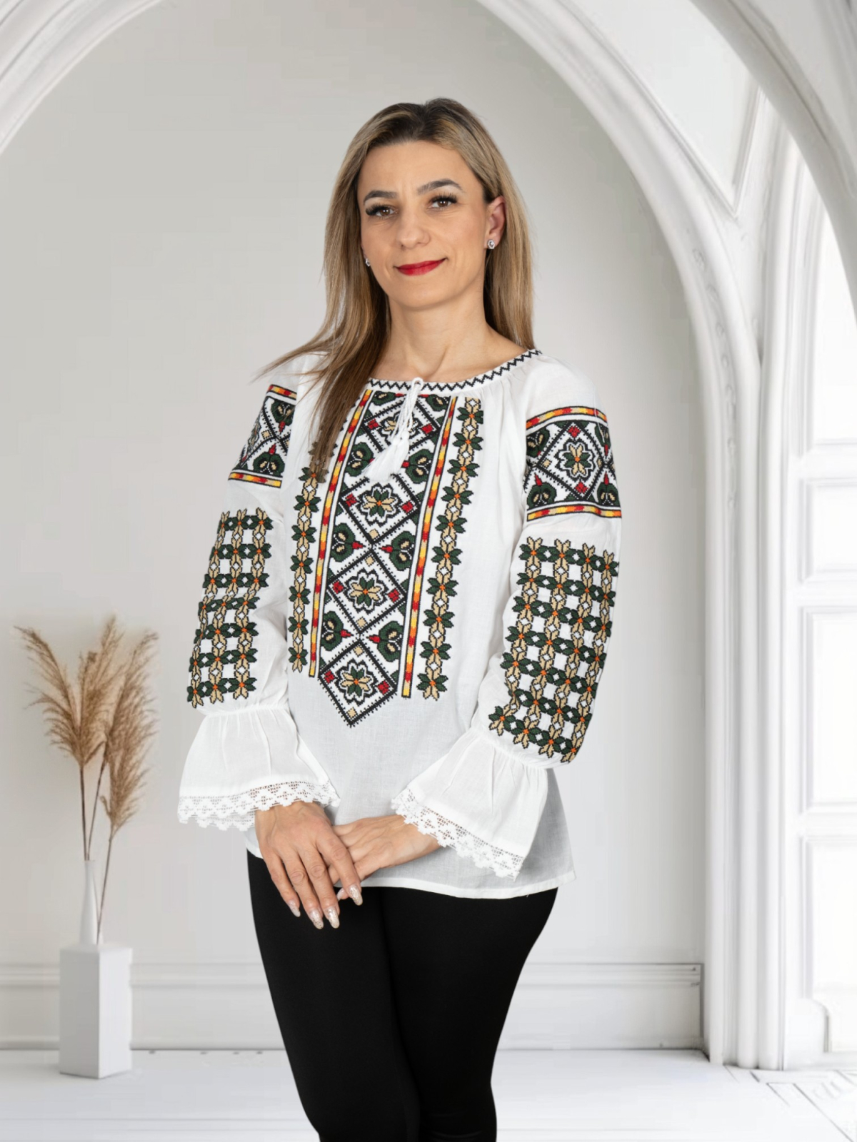 ie-traditionala-leonica-4-copie-320650