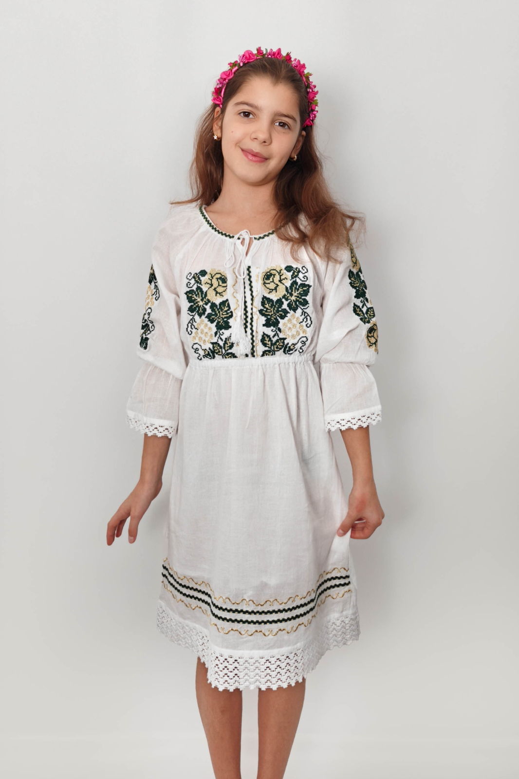 Rochie traditionala fetite Andrea 4 Rochie traditionala fetite Andrea 4