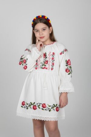 Rochie traditionala fetite Andrea 5