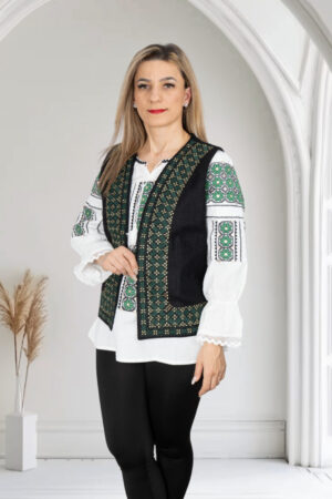 Vesta brodata traditional Luana