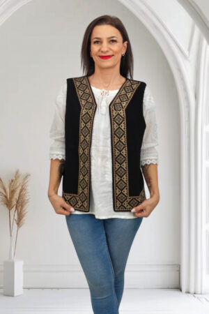 Vesta brodata traditional Olguta 3