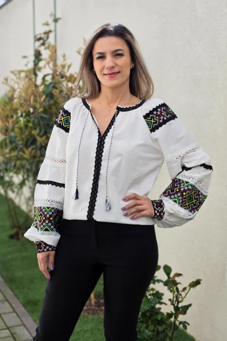 ie-traditionala-cristina-3-copie-222928