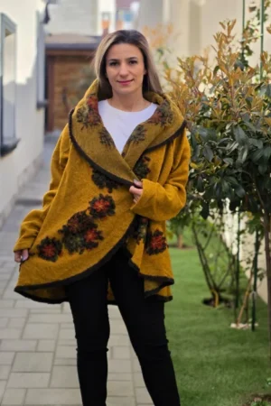 Cardigan Lana Fluture.